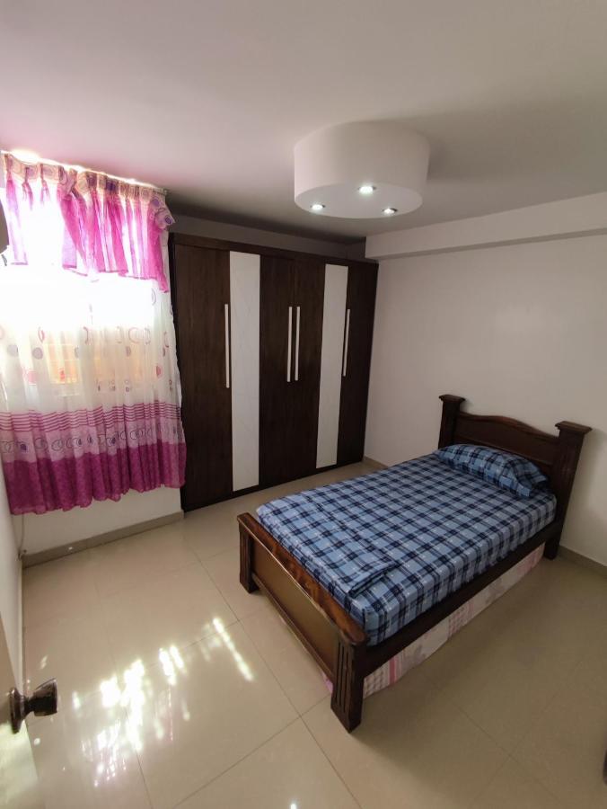 Apartamento Frente Al Aeropuerto De Maiquetía Екстериор снимка